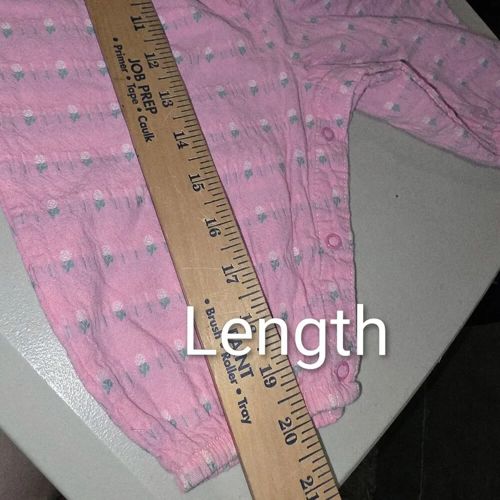 Oshkosh 2001 3/6m Vintage Pink All Over Tiny Flowers Button Lace Collar Romper